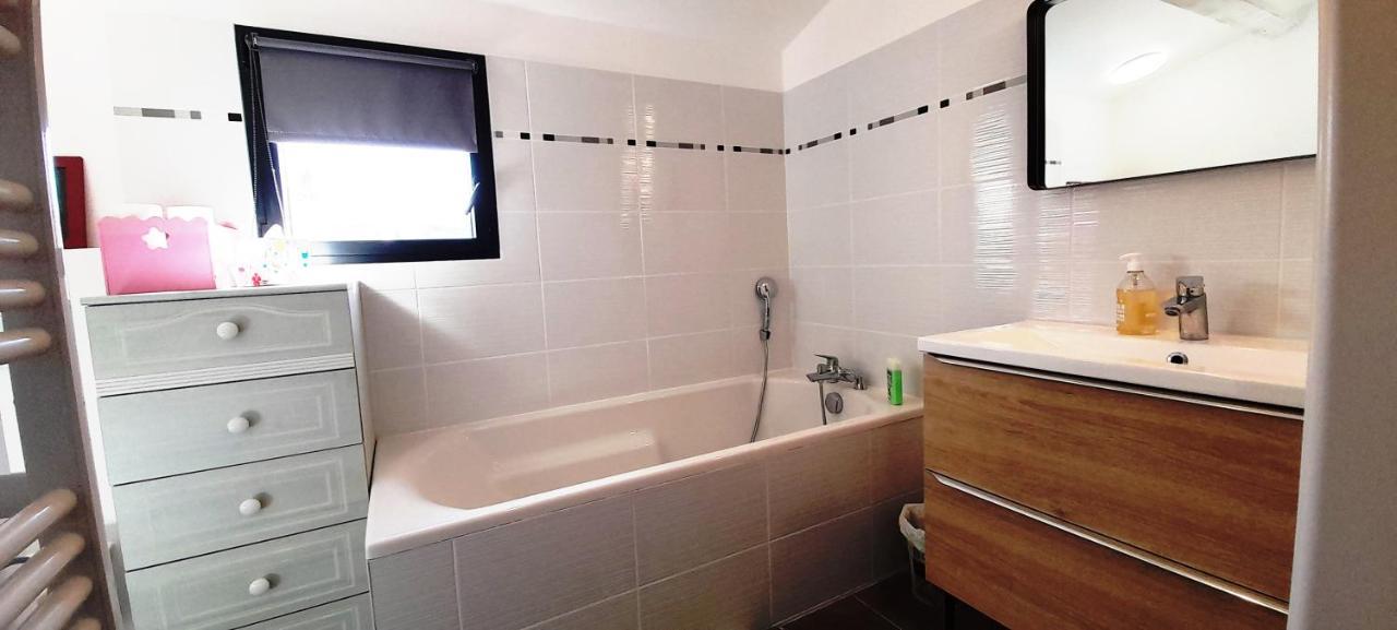 Villa Sandrine, Confortable Et Cosy Proche D'Aix En Provence Meyrargues Ngoại thất bức ảnh